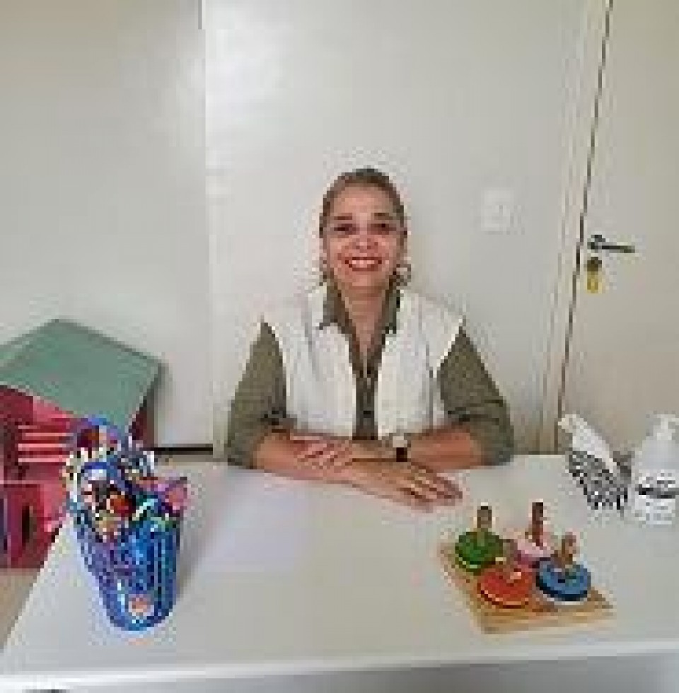 Ana Jardel Batista Fechine