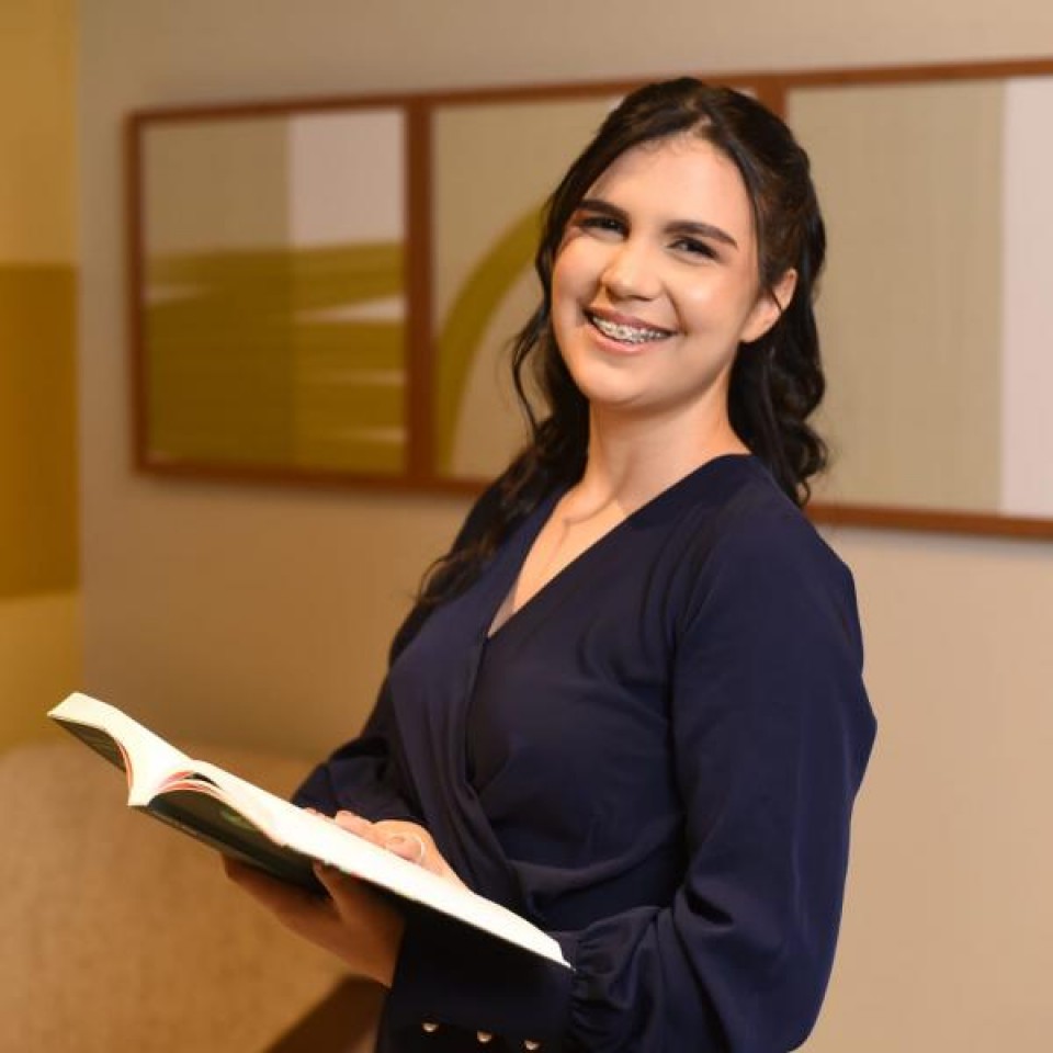 Rebeca Ravena de Abreu Moura da Silva 